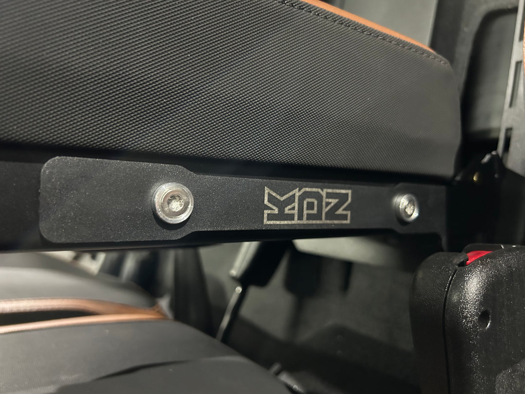 Can-Am Defender modular center console